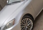 Lexus is250