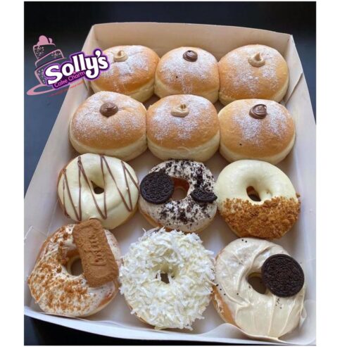 Doughnuts box of 12