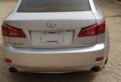 Lexus is250