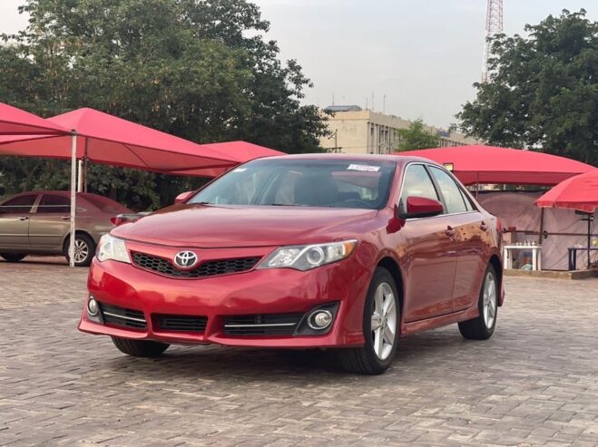 Toyota Camry 2012/13