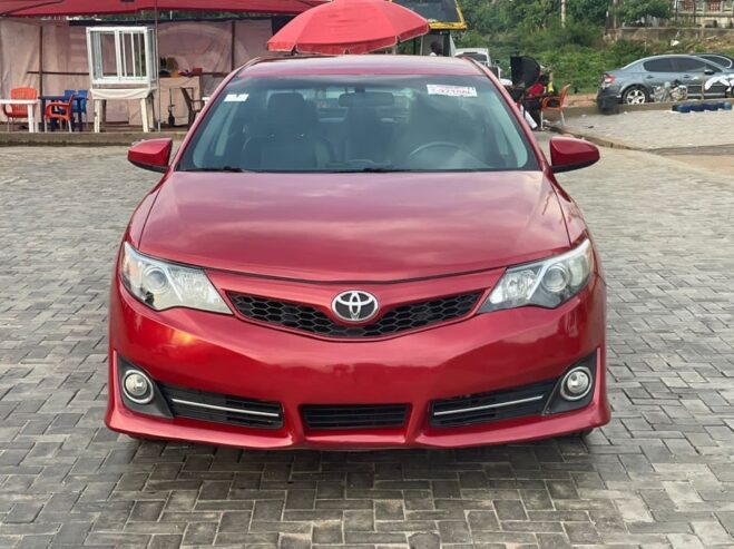 Toyota Camry 2012/13