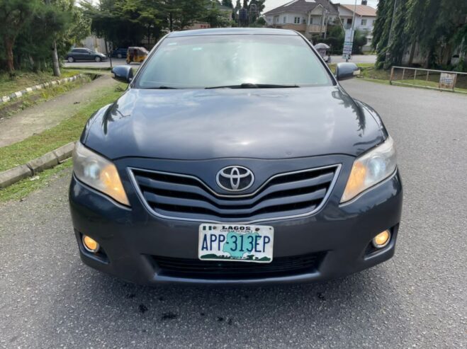 Toyota Camry 2010