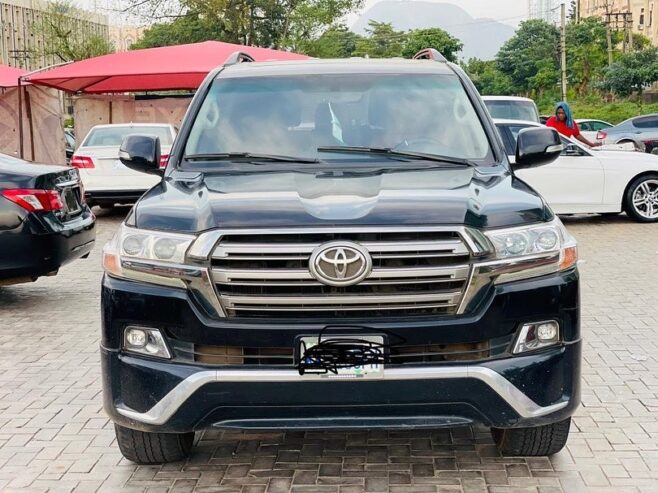 Toyota Land Cruiser 2016