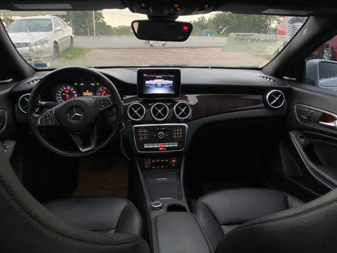 Mercedes CLA 250 4Matic 2015