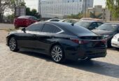 Lexus is250 foreign used