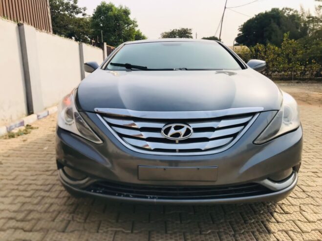 Hyundai sonata 2013