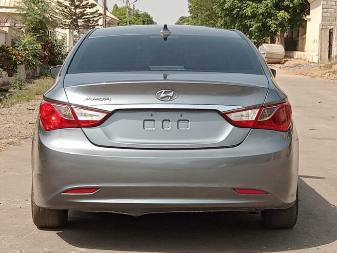 Hyundai sonata 2013