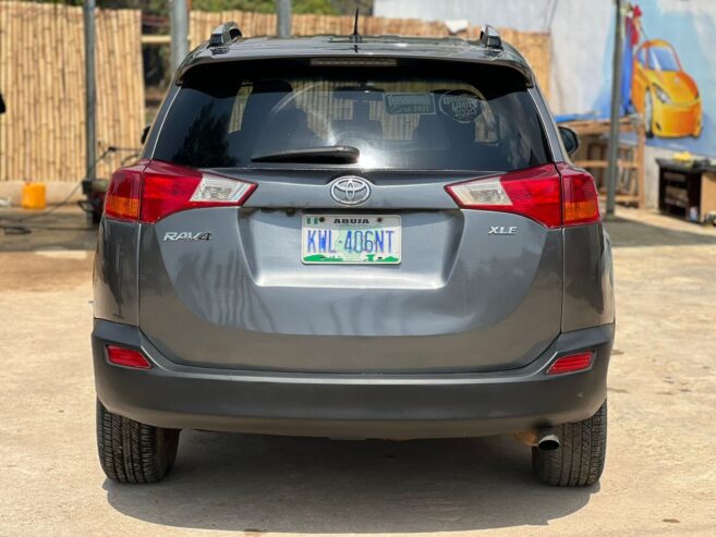 Toyota RAV4 2015