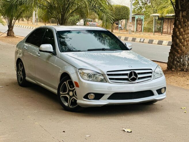 Mercedes Benz C300