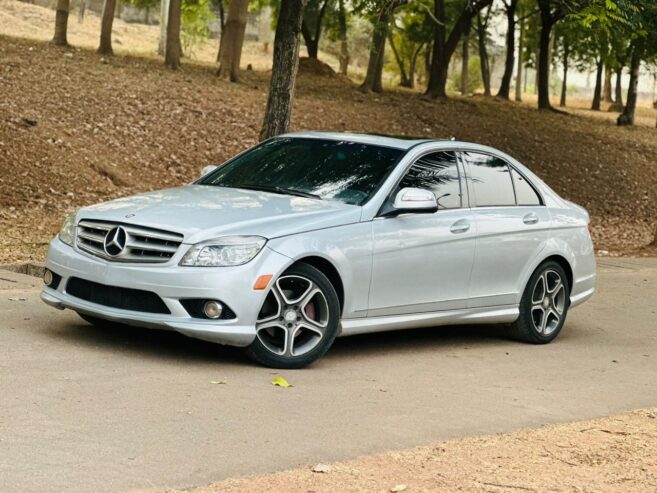 Mercedes Benz C300