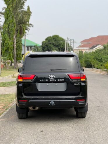 Toyota Land Cruiser 2023