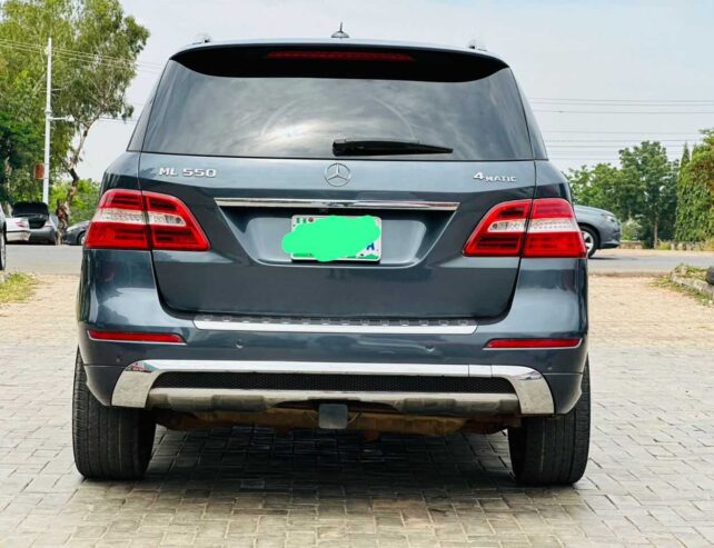 Mercedes Benz ML550