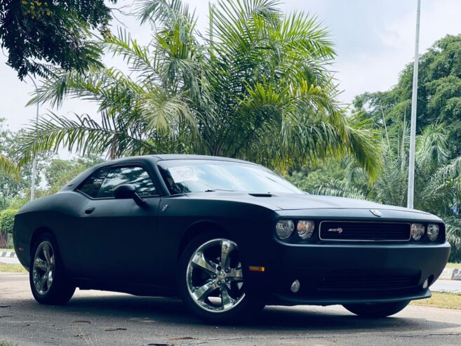 Dodge challenger 2013