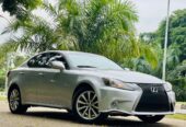 Lexus is250