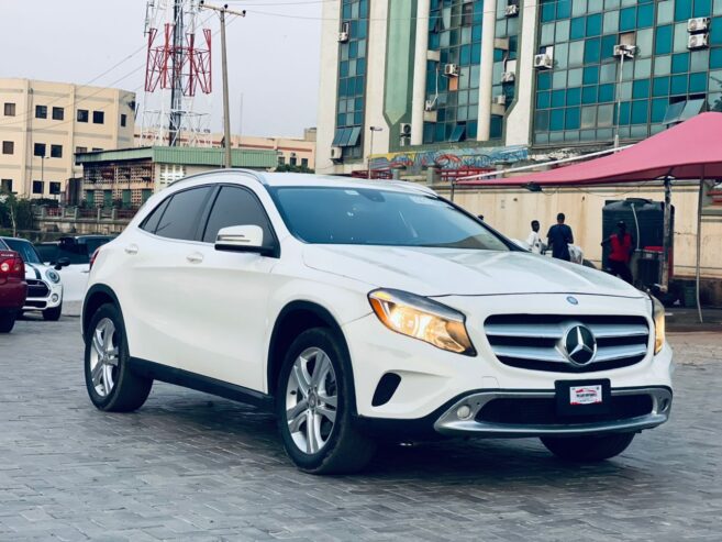 Mercedes Benz GLA250