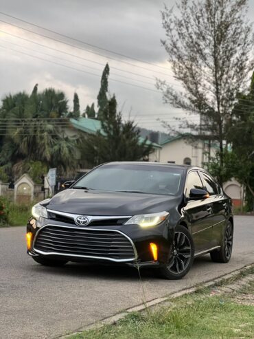 Toyota Avalon 2015