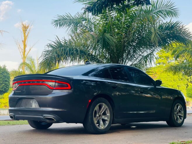 Dodge Charger 2015