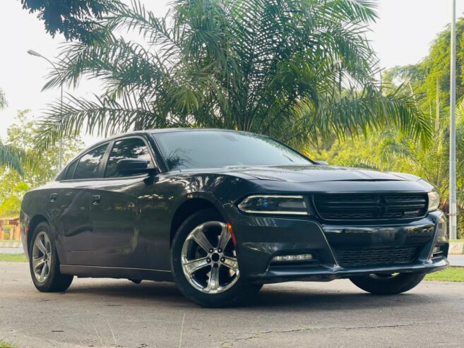 Dodge Charger 2015