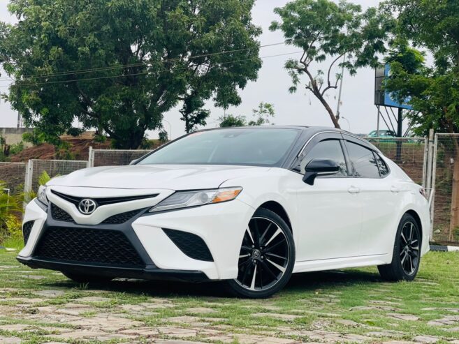 TOYOTA CAMRY XSE 2019