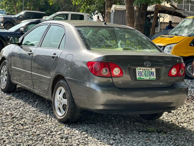 Toyota Corolla 2005