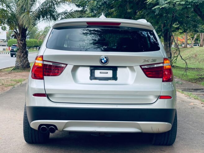 BMW X3 2011