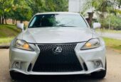 Lexus is250