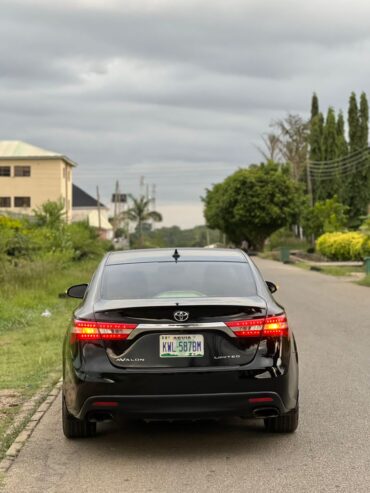 Toyota Avalon 2015