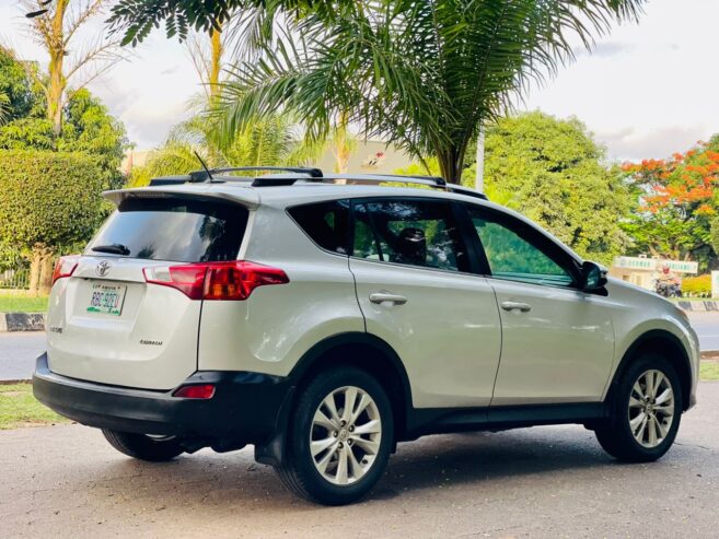 Toyota RAV4 2014