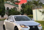 Lexus is250