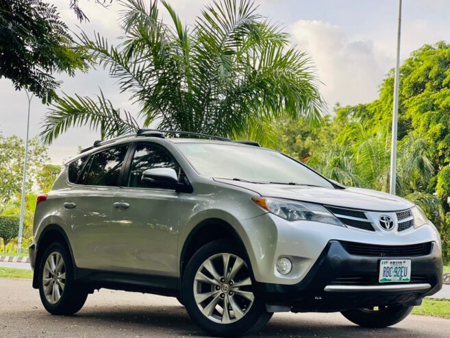 Toyota RAV4 2014