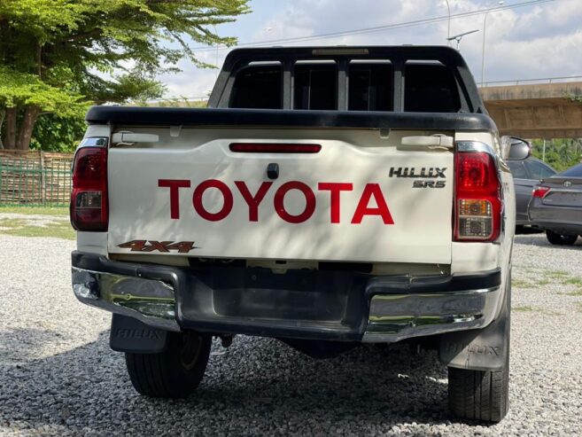 Toyota Hilux 2020 manual