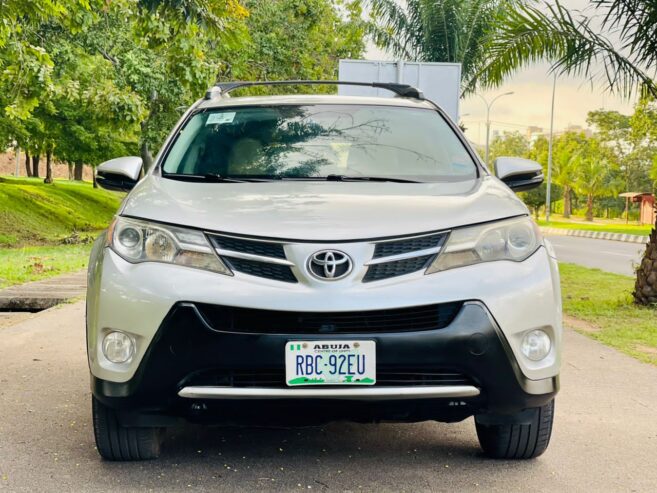 Toyota RAV4 2014