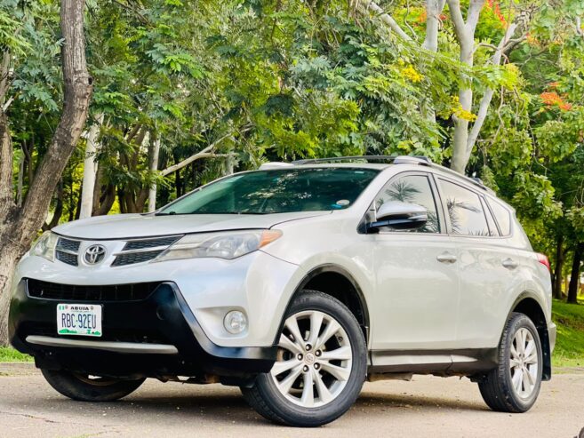 Toyota RAV4 2014