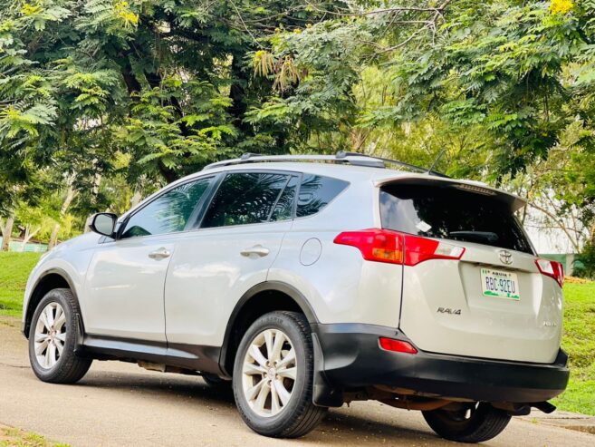 Toyota RAV4 2014