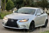 Lexus is250