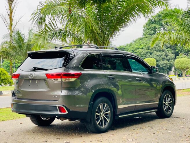 Toyota Highlander 2018