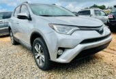 Toyota RAV4 2017