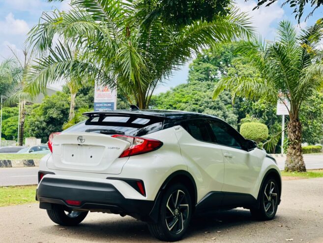 Toyota C-HR limited foreign used