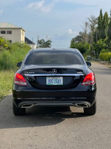 Mercedes Benz C300 2016