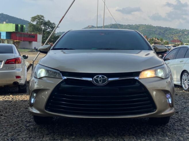 Toyota Camry XLE 2017