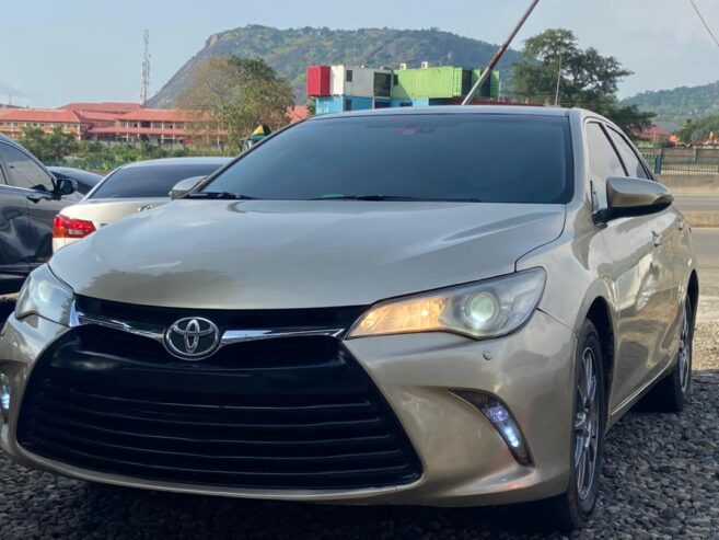 Toyota Camry XLE 2017