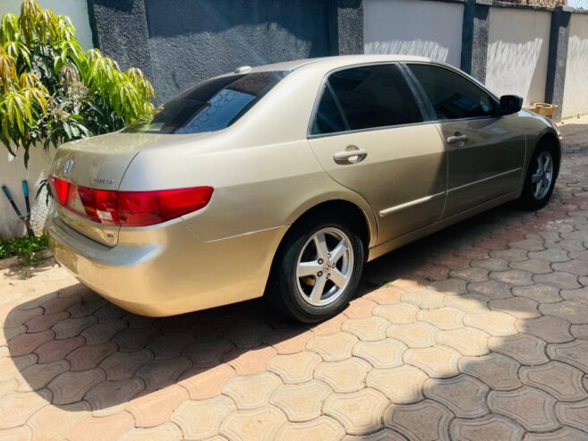 Honda Accord 2005