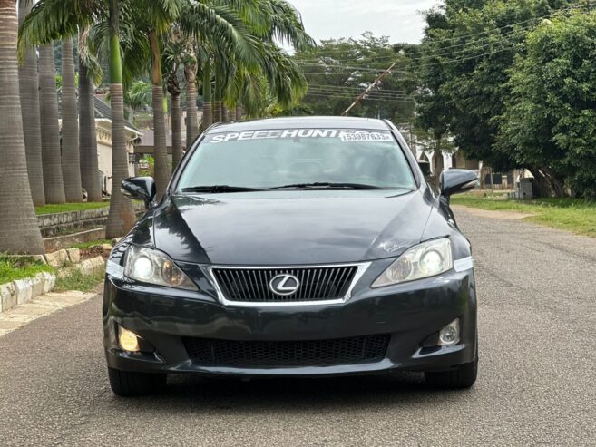 Lexus is250 2009