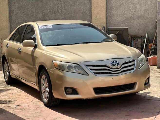 Toyota Camry 2011