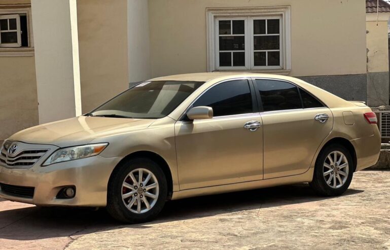 Toyota Camry 2011