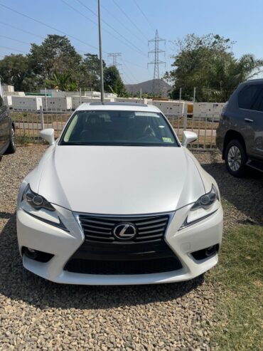 Lexus is250 2016