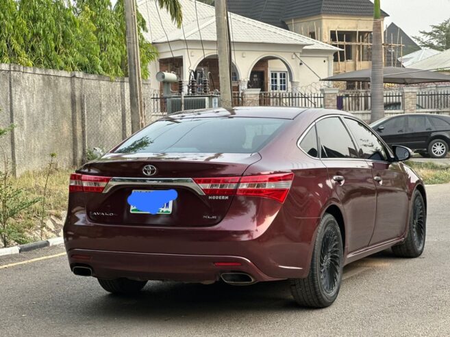 Toyota Avalon 2014