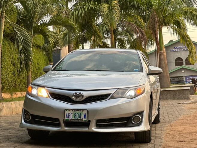 Toyota Camry 2014