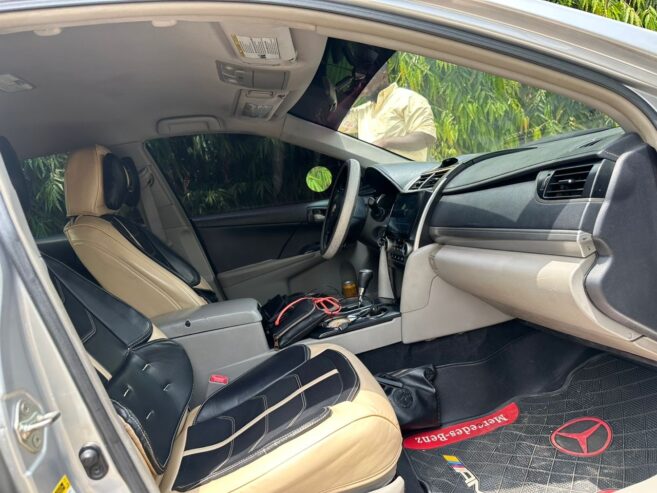 Toyota Camry 2014